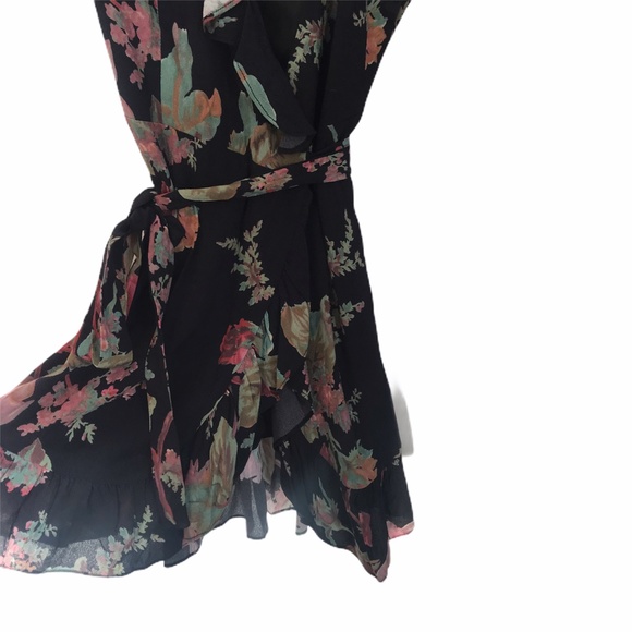 Privacy Please June Floral V-neck Wrap Mini Dress - Picture 8 of 11